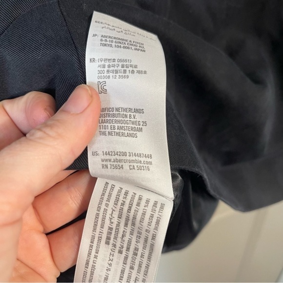 Abercrombie & Fitch Stretch Notch Blazer Boyfriend - Picture 3 of 4